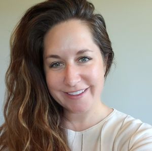 Meet your Posher, Stefanie